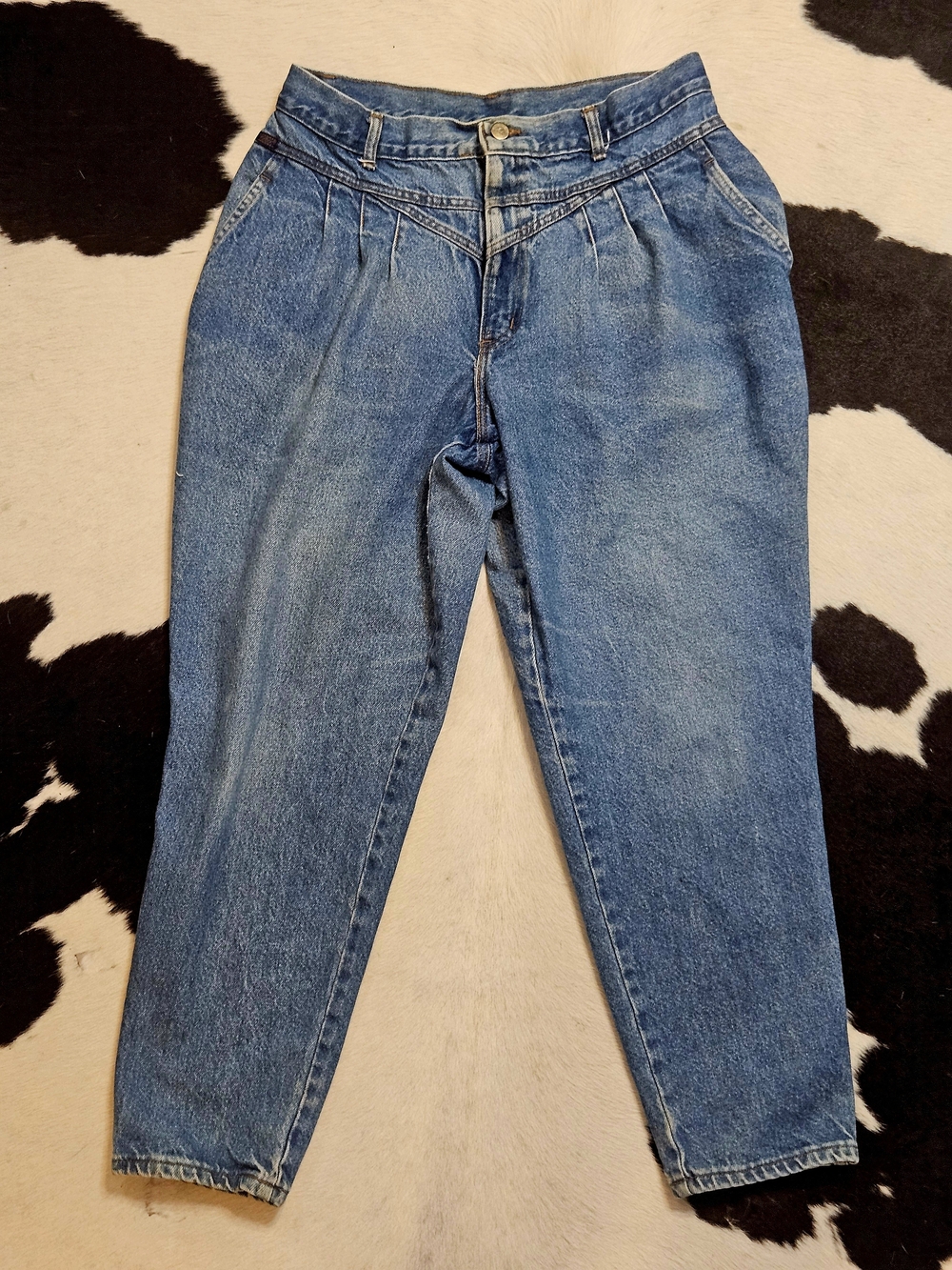 chic Vintage 1980s High-Waist PLEATED Blue Denim Mom Jeans 32x27